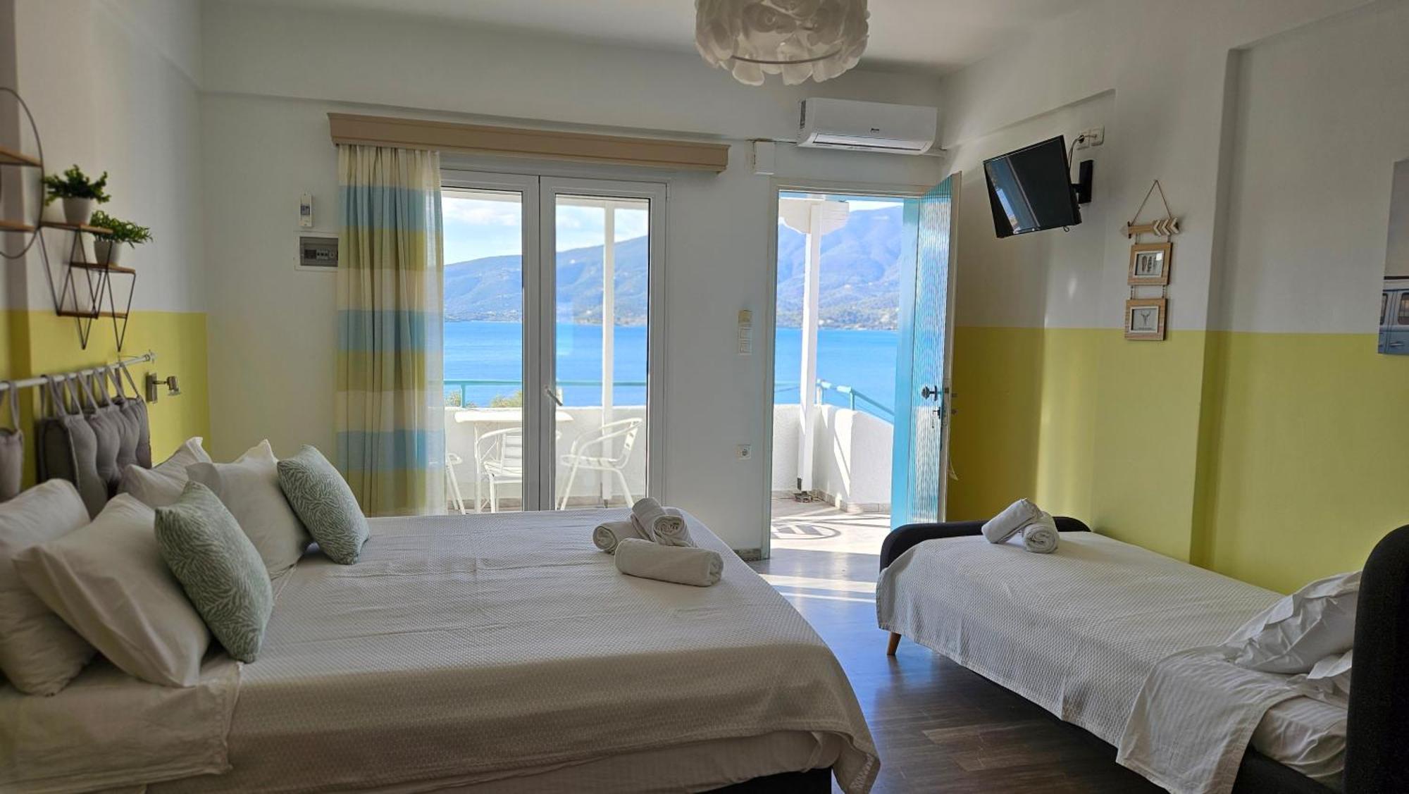 Theodora Rooms Poros Town Eksteriør bilde
