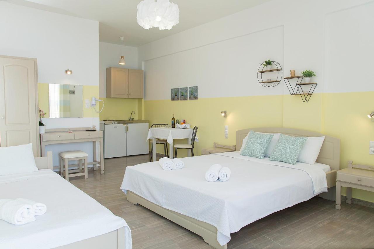 Theodora Rooms Poros Town Eksteriør bilde