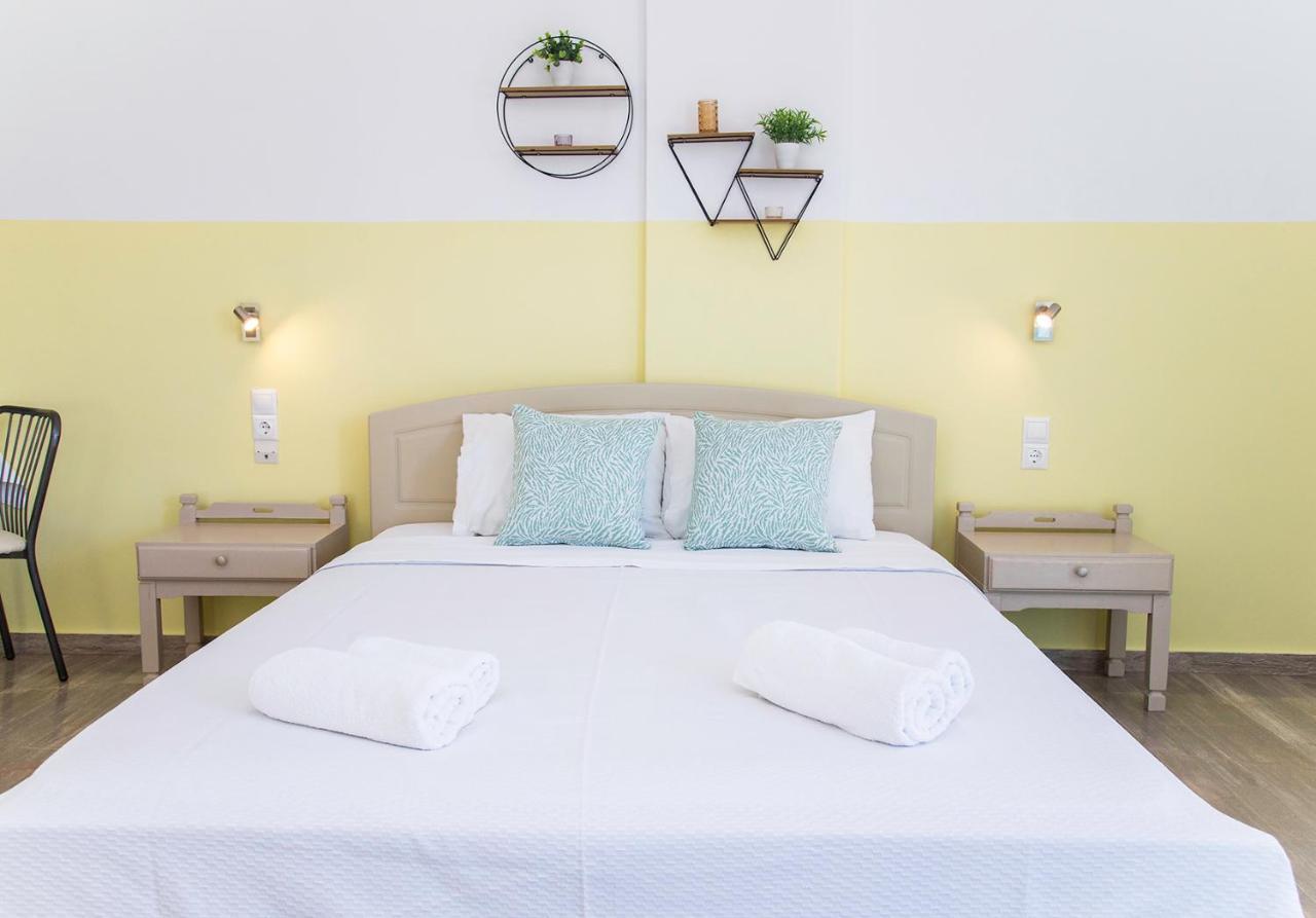 Theodora Rooms Poros Town Eksteriør bilde