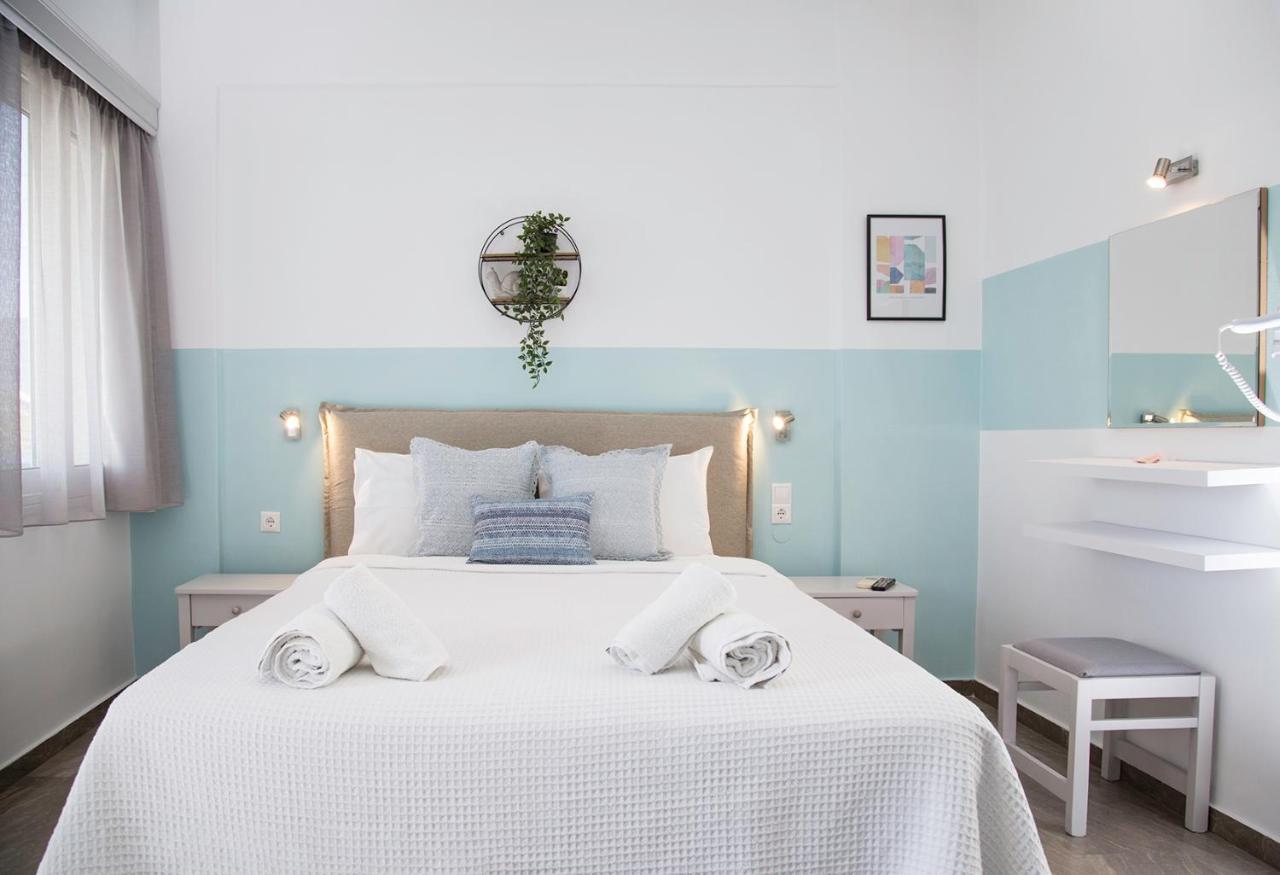 Theodora Rooms Poros Town Eksteriør bilde