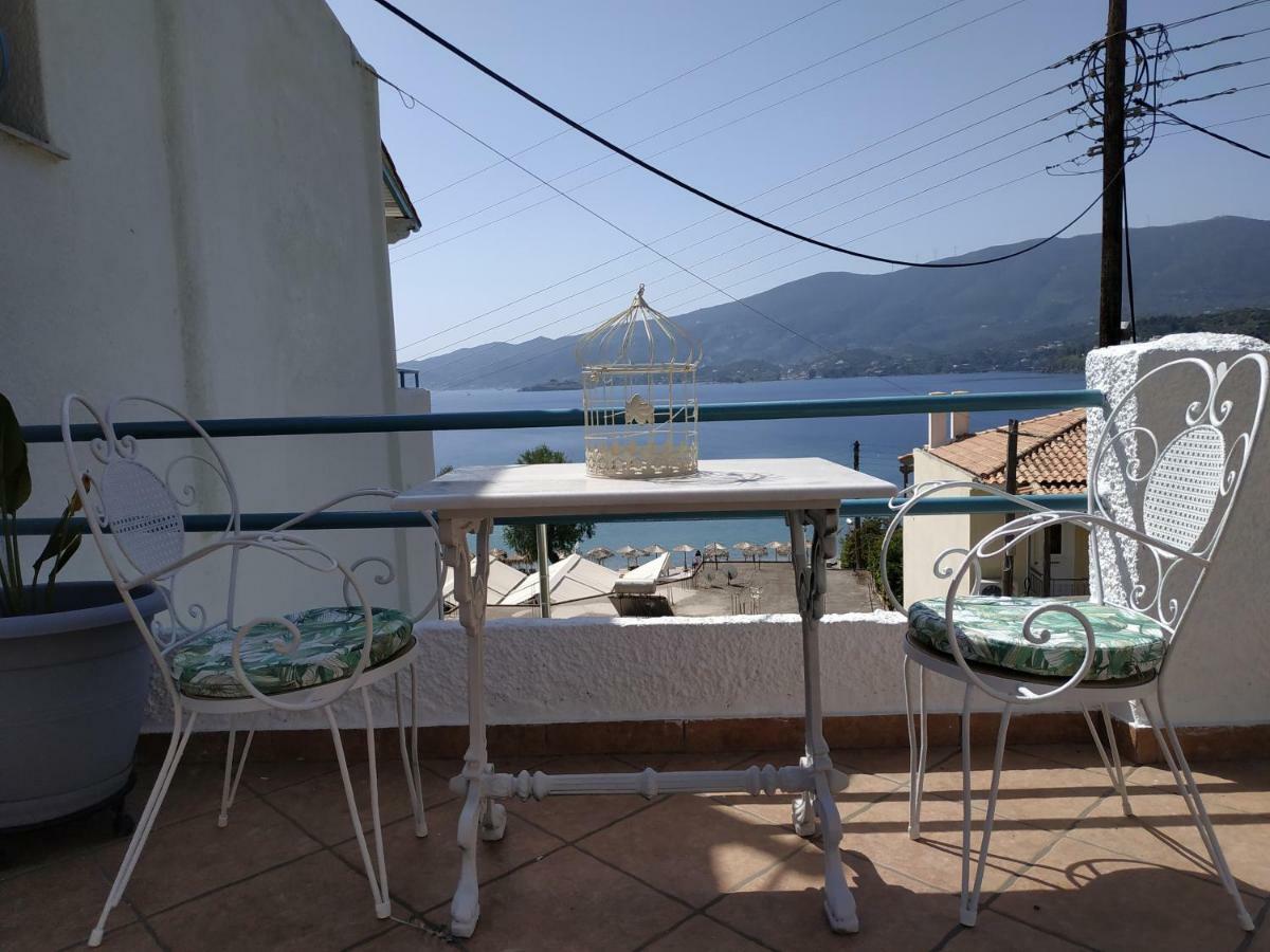 Theodora Rooms Poros Town Eksteriør bilde
